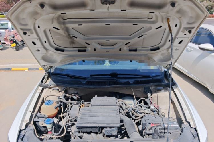 Used Volkswagen Bora 2018 1.5L Manual Fashion Model Engine Bay