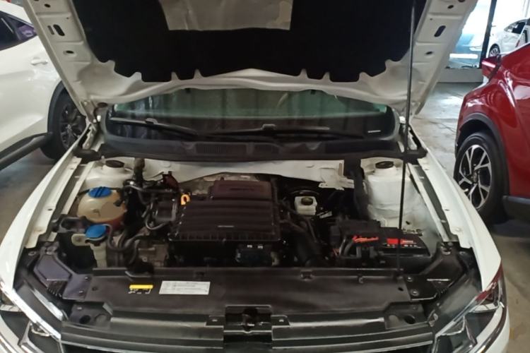Used Volkswagen Bora 2018 1.5L Automatic Fashion Model Engine Bay