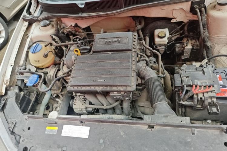 Used Volkswagen Bora 2018 1.5L Manual Fashion Model Engine Bay