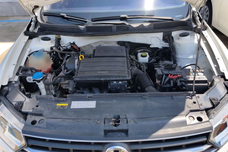 Used Volkswagen Bora 2018 1.5L Manual Fashion Model Engine Bay
