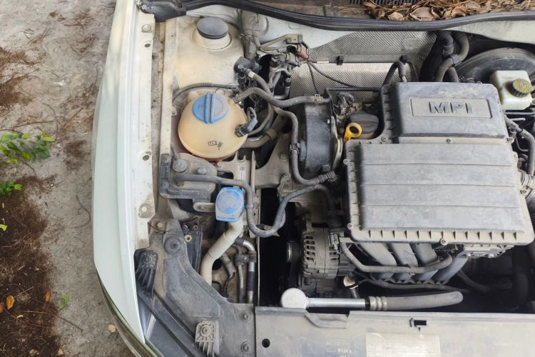 Used Volkswagen Bora 2018 1.5L Manual Fashion Model Engine Bay Right