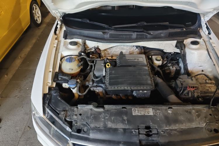 Used Volkswagen Bora 2018 1.5L Manual Fashion Model Engine Bay Right