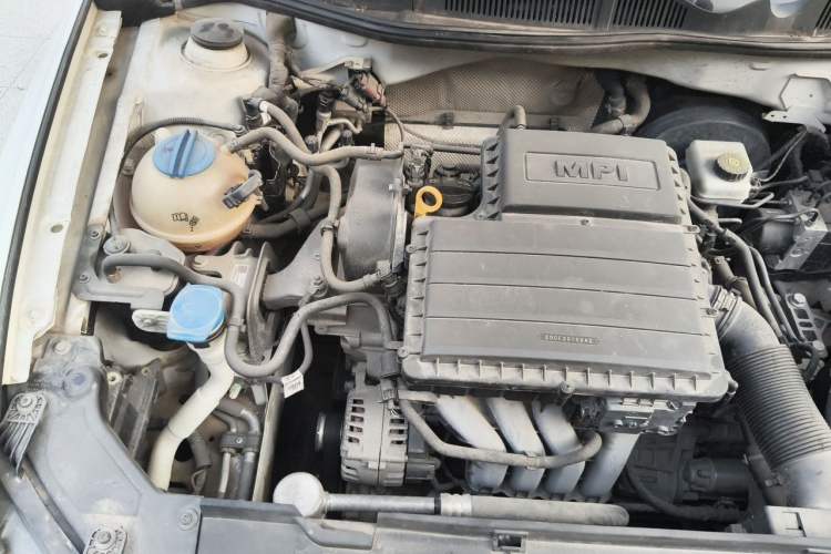 Used Volkswagen Bora 2018 1.5L Automatic Fashion Model Engine Bay Right
