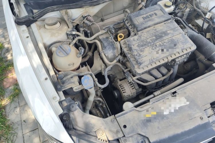 Used Volkswagen Bora 2018 1.5L Automatic Fashion Model Engine Bay Right