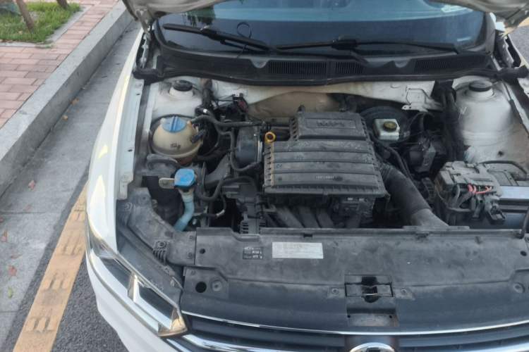 Used Volkswagen Bora 2018 1.5L Automatic Fashion Model Engine Bay Right