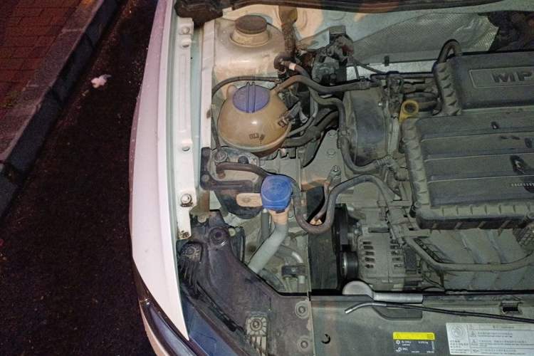 Used Volkswagen Bora 2018 1.5L Automatic Fashion Model Engine Bay Right