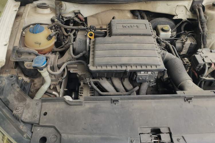 Used Volkswagen Bora 2018 1.5L Automatic Fashion Model Engine Bay Right
