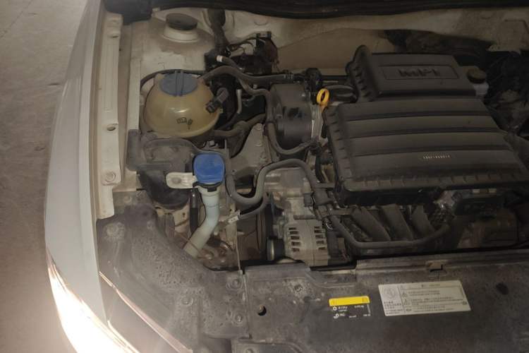 Used Volkswagen Bora 2018 1.5L Automatic Fashion Model Engine Bay Right