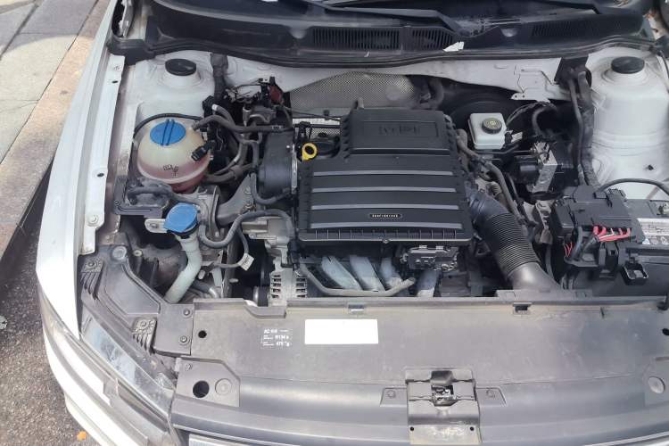 Used Volkswagen Bora 2018 1.5L Automatic Fashion Model Engine Bay Right