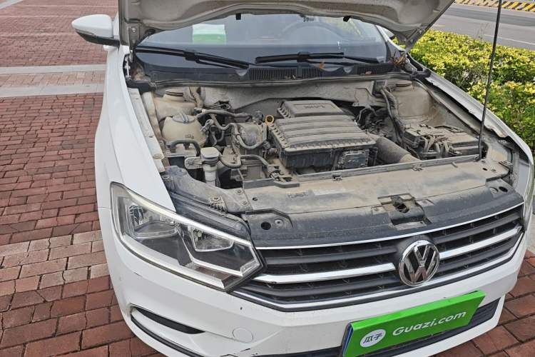 Used Volkswagen Bora 2018 1.5L Automatic Fashion Model Engine Bay Right
