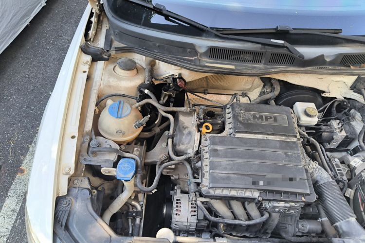 Used Volkswagen Bora 2018 1.5L Automatic Fashion Model Engine Bay Right
