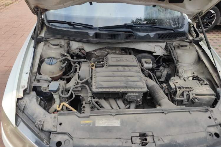 Used Volkswagen Bora 2018 1.5L Automatic Fashion Model Engine Bay Right