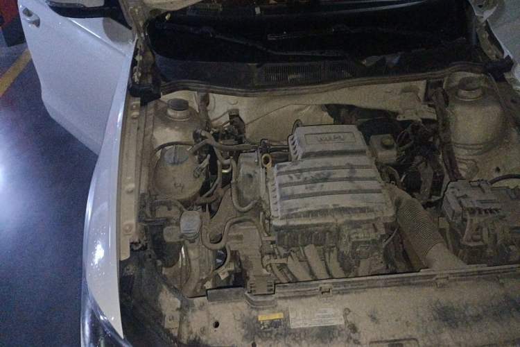 Used Volkswagen Bora 2018 1.5L Manual Fashion Model Engine Bay Right