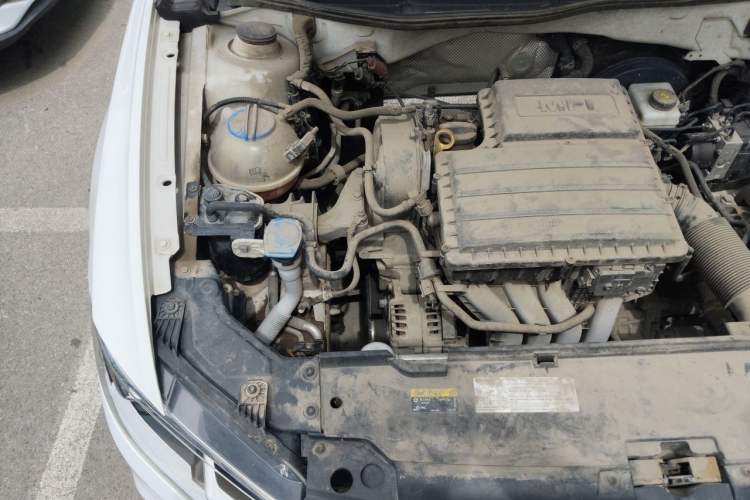 Used Volkswagen Bora 2018 1.5L Automatic Fashion Model Engine Bay Right