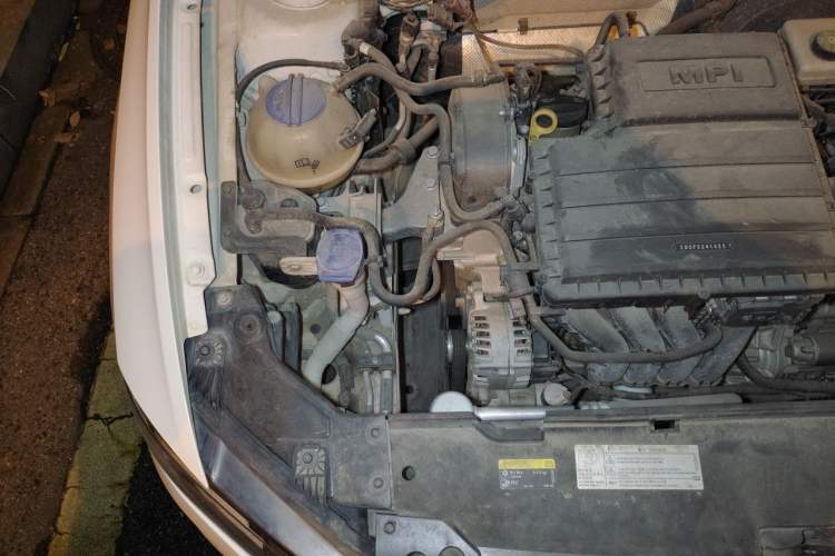 Used Volkswagen Bora 2018 1.5L Automatic Fashion Model Engine Bay Right