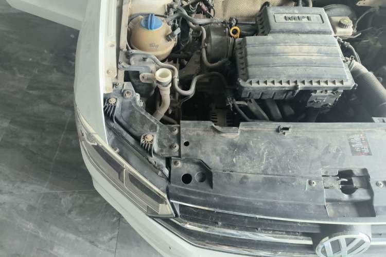 Used Volkswagen Bora 2018 1.5L Automatic Fashion Model Engine Bay Right