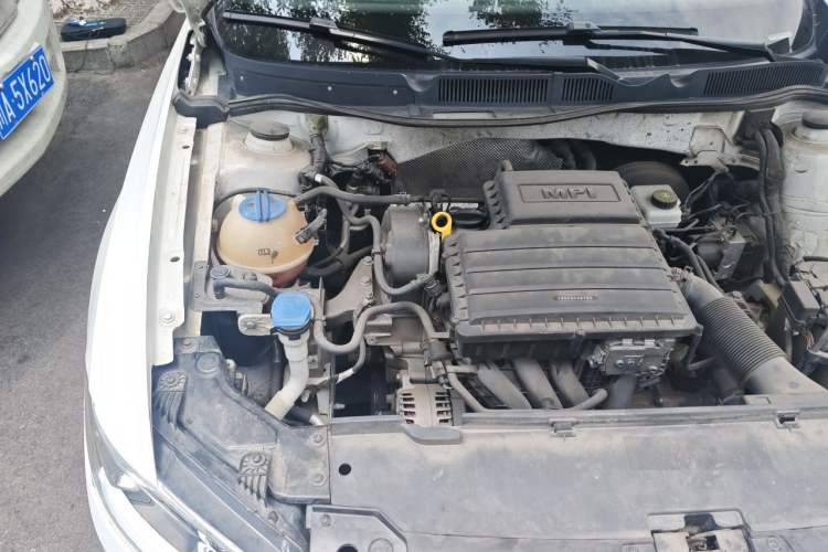 Used Volkswagen Bora 2018 1.5L Automatic Fashion Model Engine Bay Right