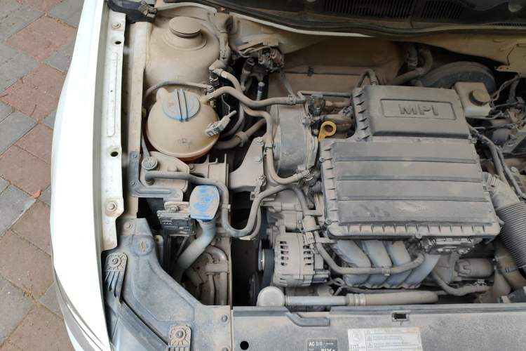 Used Volkswagen Bora 2018 1.5L Automatic Comfort Model Engine Bay Right