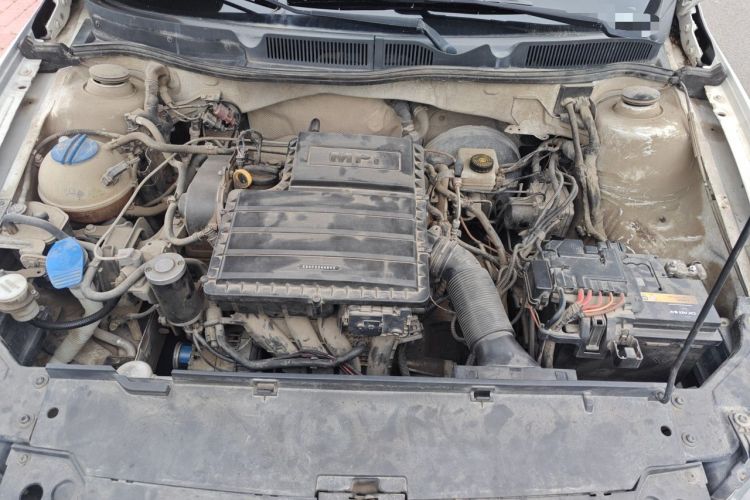 Used Volkswagen Bora 2018 1.5L Manual Fashion Model Engine Bay