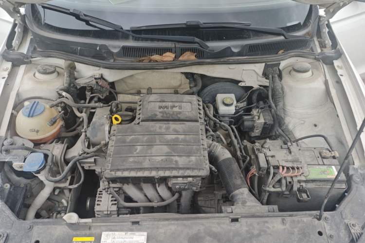 Used Volkswagen Bora 2018 1.5L Automatic Fashion Model Engine Bay