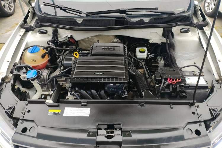 Used Volkswagen Bora 2018 1.5L Automatic Fashion Model Engine Bay