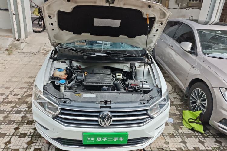 Used Volkswagen Bora 2018 1.5L Automatic Fashion Model Engine Bay