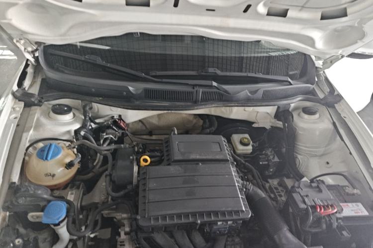 Used Volkswagen Bora 2018 1.5L Automatic Fashion Model Engine Bay