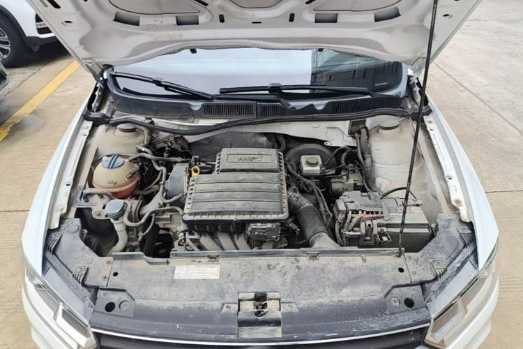 Used Volkswagen Bora 2018 1.5L Automatic Fashion Model Engine Bay