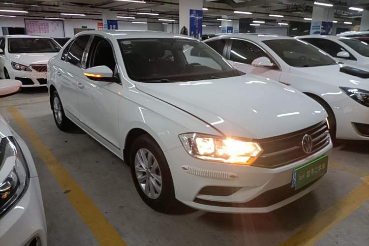 Used Volkswagen Bora 2018 1.5L Automatic Fashion Model Exterior 1