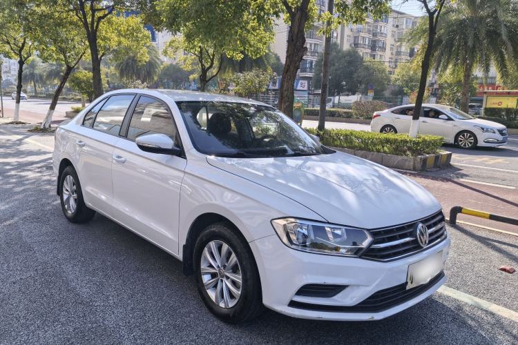 Used Volkswagen Bora 2018 1.5L Automatic Fashion Model Exterior 2