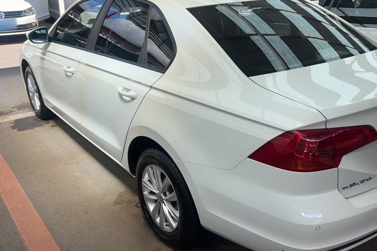 Used Volkswagen Bora 2018 1.5L Manual Fashion Model Exterior 2