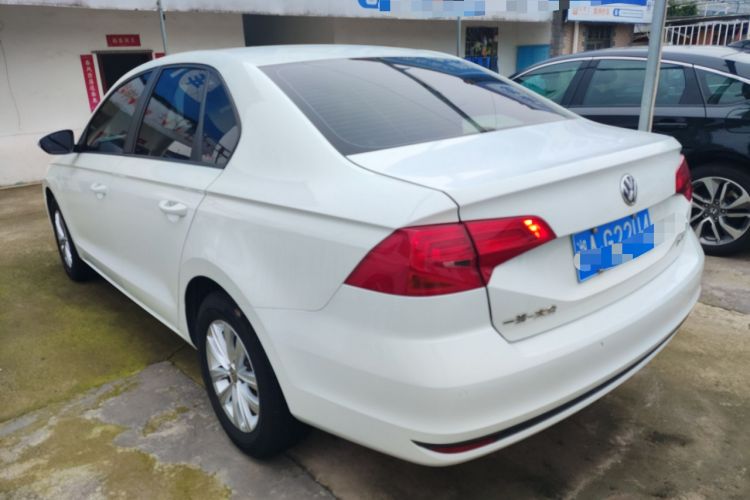 Used Volkswagen Bora 2018 1.5L Automatic Fashion Model Exterior 2