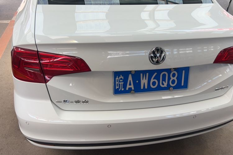 Used Volkswagen Bora 2018 1.5L Manual Fashion Model Exterior 3