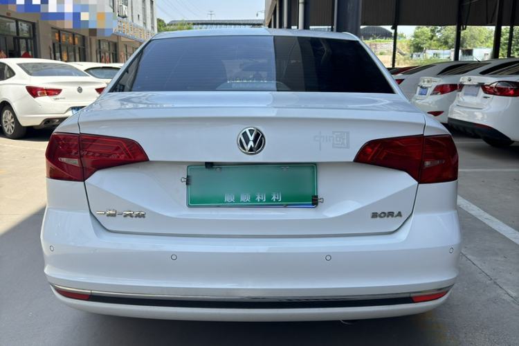 Used Volkswagen Bora 2018 1.5L Automatic Comfort Model Exterior 3