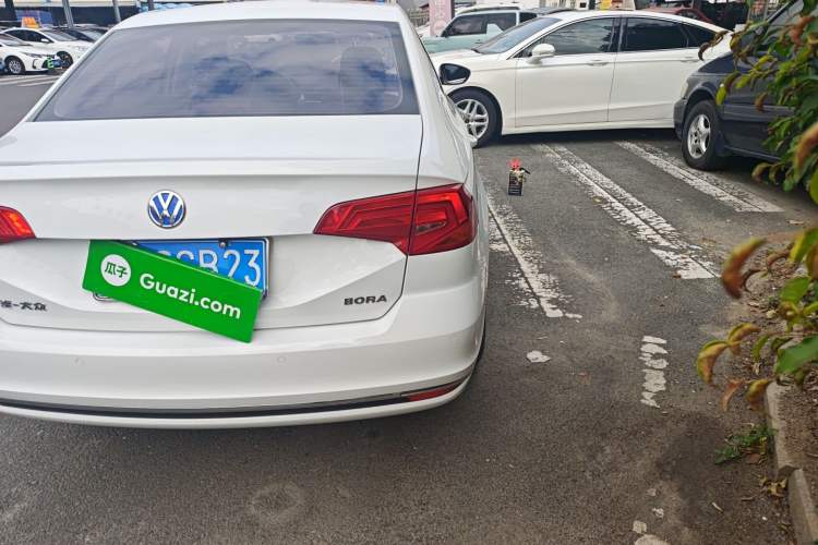 Used Volkswagen Bora 2018 1.5L Automatic Comfort Model Exterior 3