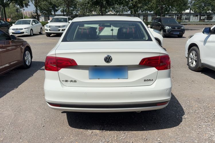 Used Volkswagen Bora 2018 1.5L Manual Fashion Model Exterior 4