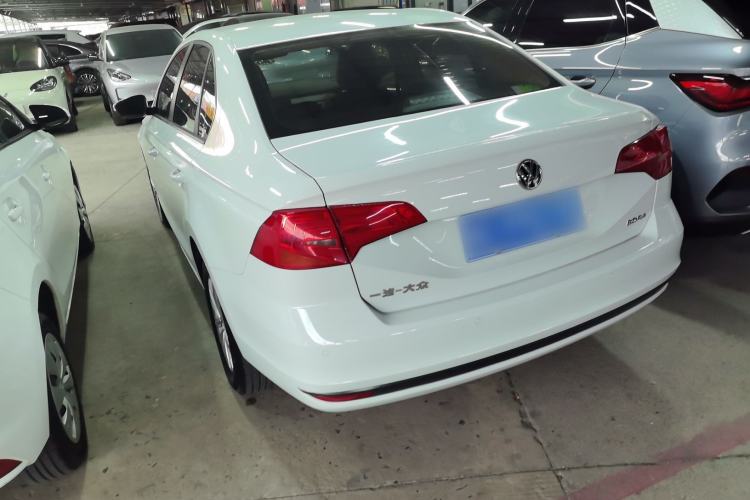 Used Volkswagen Bora 2018 1.5L Automatic Fashion Model Exterior 5