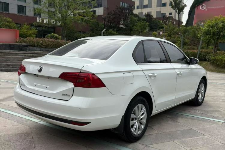 Used Volkswagen Bora 2018 1.5L Automatic Fashion Model Exterior 5