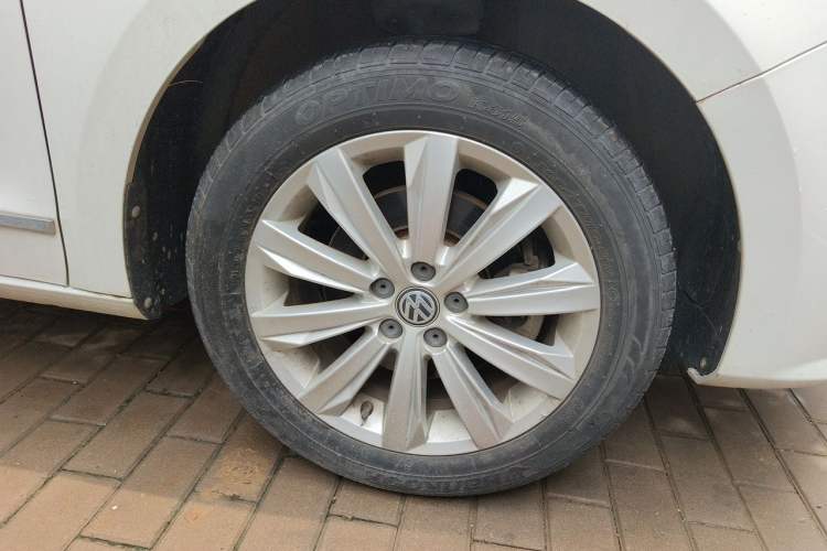 Used Volkswagen Bora 2018 1.5L Manual Comfort Model Exterior 7