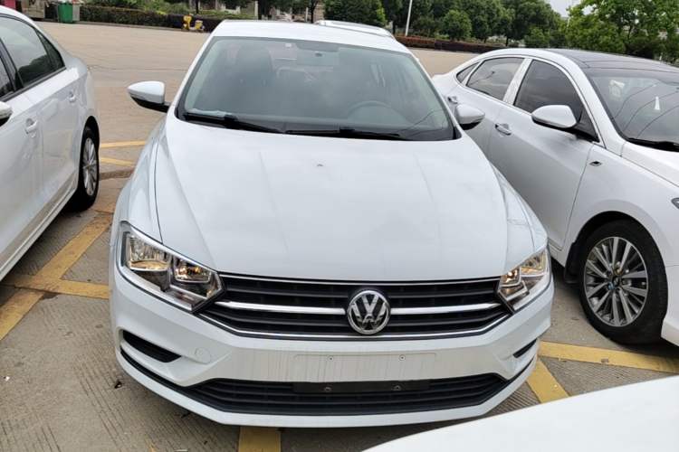 Used Volkswagen Bora 2018 1.5L Automatic Fashion Model Front