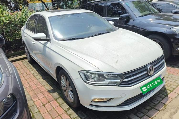 Used Volkswagen Bora 2018 1.5L Automatic Comfort Model Front Right 45 Deg
