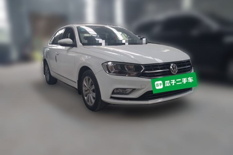 Used Volkswagen Bora 2018 1.5L Automatic Comfort Model Front Right 45 Deg