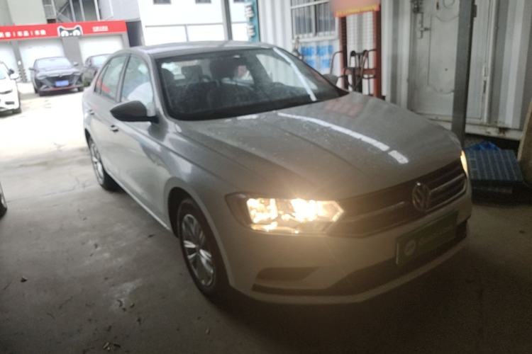 Used Volkswagen Bora 2018 1.5L Automatic Fashion Model Front Right 45 Deg