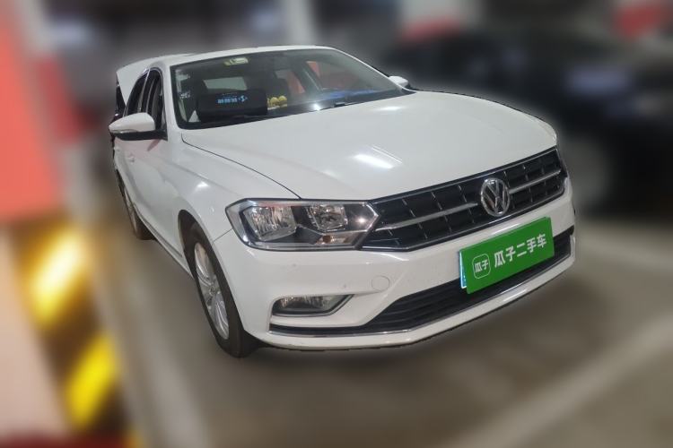 Used Volkswagen Bora 2018 1.5L Automatic Comfort Model Front Right 45 Deg