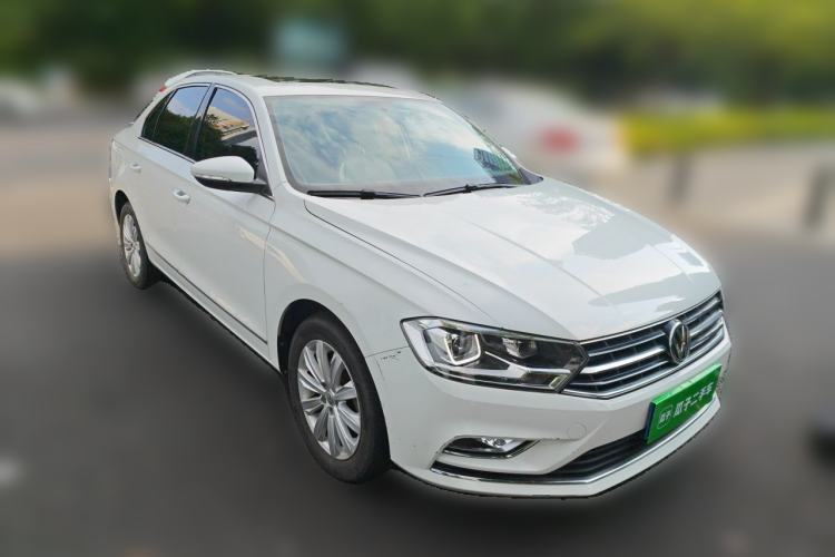 Used Volkswagen Bora 2018 1.5L Automatic Comfort Model Front Right 45 Deg
