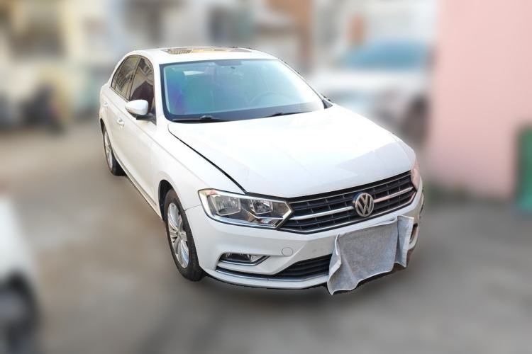Used Volkswagen Bora 2018 1.5L Automatic Comfort Model Front Right 45 Deg