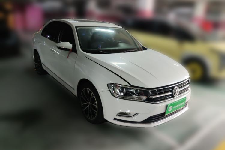 Used Volkswagen Bora 2018 1.5L Automatic Comfort Model Front Right 45 Deg