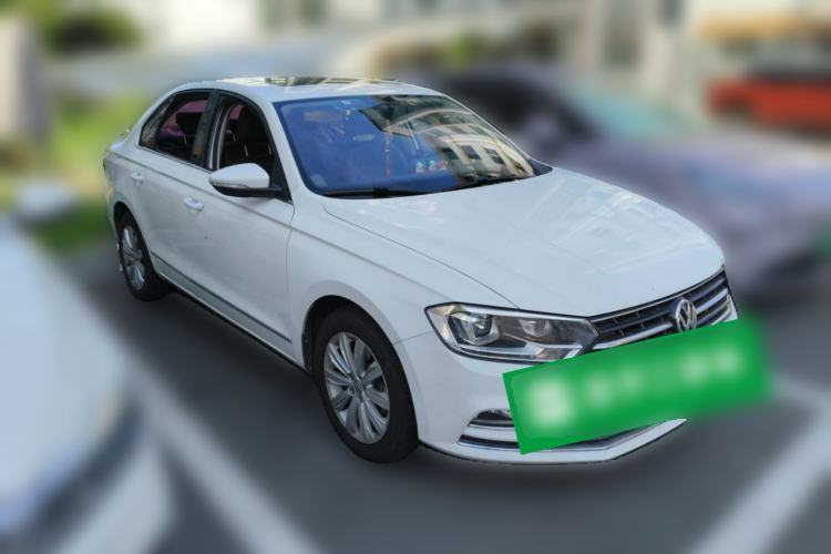 Used Volkswagen Bora 2018 1.5L Automatic Comfort Model Front Right 45 Deg