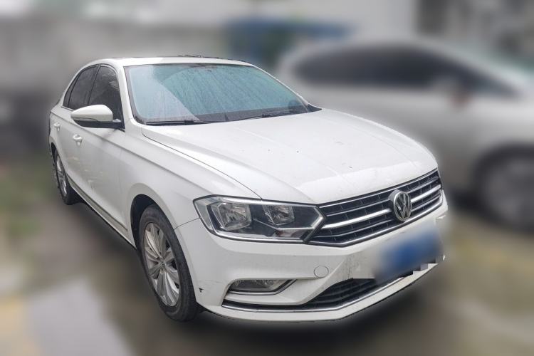 Used Volkswagen Bora 2018 1.5L Automatic Comfort Model Front Right 45 Deg