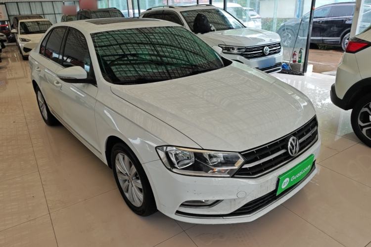 Used Volkswagen Bora 2018 1.5L Automatic Comfort Model Front Right 45 Deg